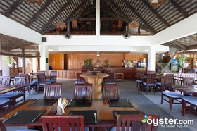 Coral Hotel Bangsaphan
