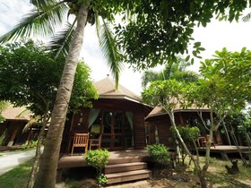 Keeree Waree Seaside Villa & Spa