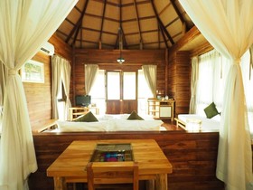 Keeree Waree Seaside Villa & Spa