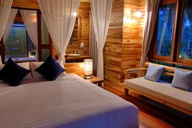 Keeree Waree Seaside Villa & Spa