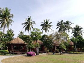 Keeree Waree Seaside Villa & Spa