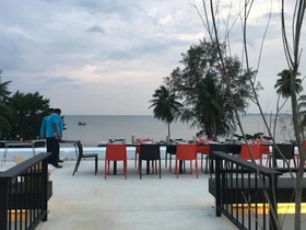 Seanery Beach Resort