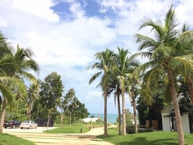 Seanery Beach Resort