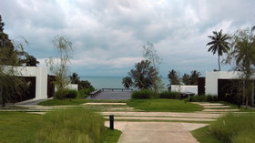 Seanery Beach Resort