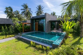 Seanery Beach Resort