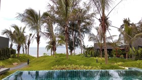 Seanery Beach Resort