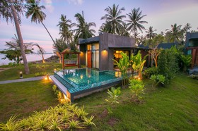 Seanery Beach Resort