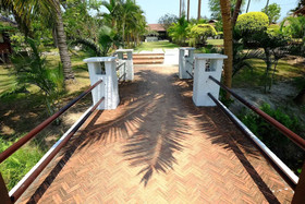 Suan Bankrut Beach Resort