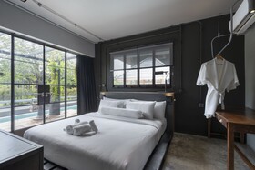 Phrip Phri Luxury Pool Villas