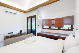 Phrip Phri Luxury Pool Villas