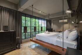 Phrip Phri Luxury Pool Villas