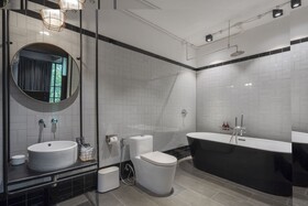 Phrip Phri Luxury Pool Villas