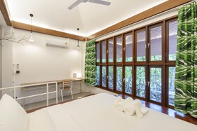 Phrip Phri Luxury Pool Villas