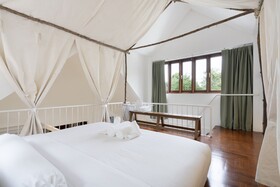 Phrip Phri Luxury Pool Villas