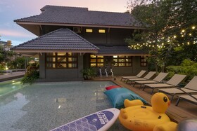 Phrip Phri Luxury Pool Villas