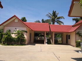 Banmai Resort