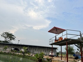 Check-in Resort