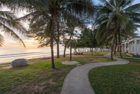 Chaolao Tosang Beach Hotel