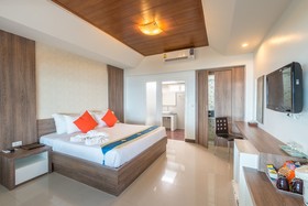 Chaolao Tosang Beach Hotel