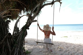 Chaolao Tosang Beach Hotel