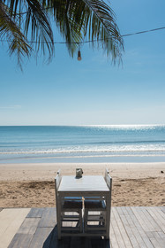 Chaolao Tosang Beach Hotel