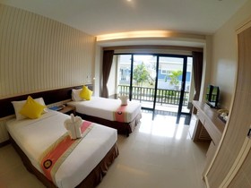 Chaolao Tosang Beach Hotel