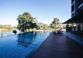 Riverawan Hotel