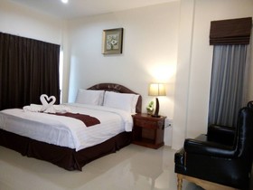 Saranrom Resort