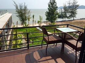 Windy Sea View Resort