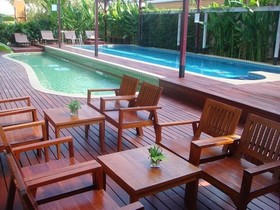 Maikaew Damnoen Resort