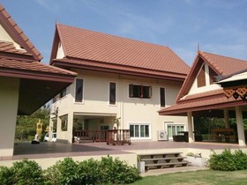 Tharnrarin Villa Suphan Buri