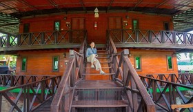 Kaengkrachan Boathouse Paradise Resort