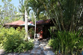 Kaengkrachan Boathouse Paradise Resort
