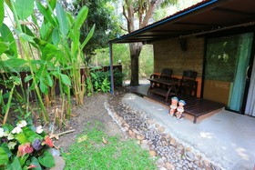 Kaengkrachan Boathouse Paradise Resort