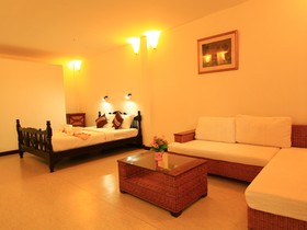 Banana Resort & Spa