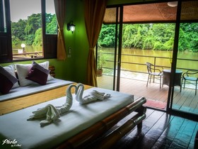 Banana Resort & Spa