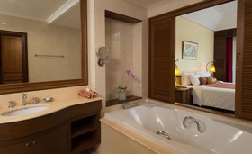 Away Kanchanaburi Dheva Mantra Resort & Spa