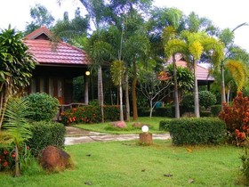 Khaothone River View Resort
