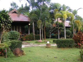 Khaothone River View Resort