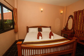 Noble Night Guesthouse