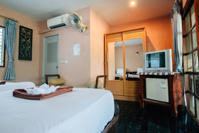 Noble Night Guesthouse