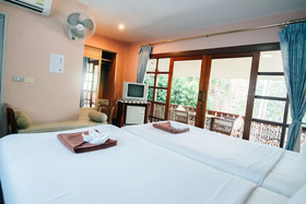Noble Night Guesthouse