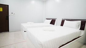 P T Grand Hotel