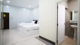 P T Grand Hotel