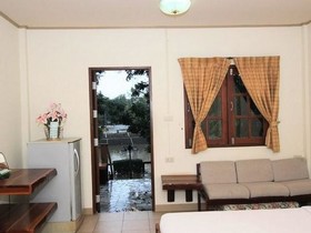 Rosthip Thani Resort