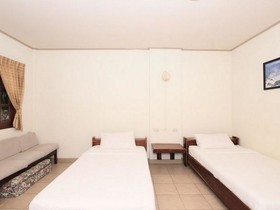 Rosthip Thani Resort