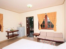 Rosthip Thani Resort