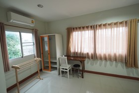 Sorn Waree Home Place