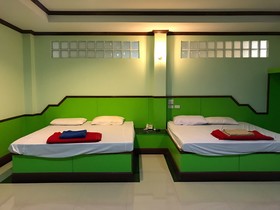 Train Hotel by Oyo Rooms