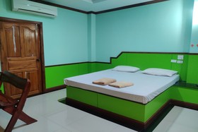Train Hotel by Oyo Rooms